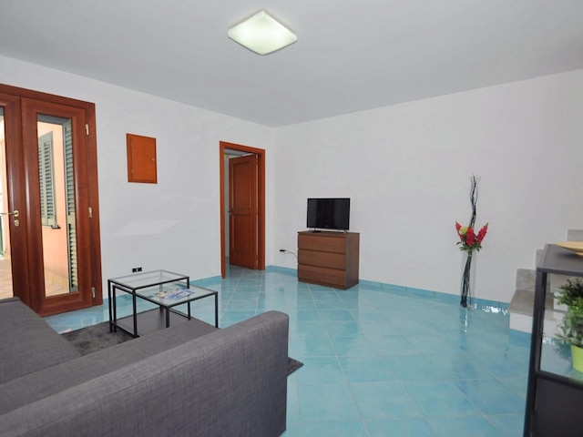 アパルタメント ア チタラ イD 722