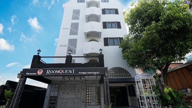 ルームクエスト チェンマイ ターペー