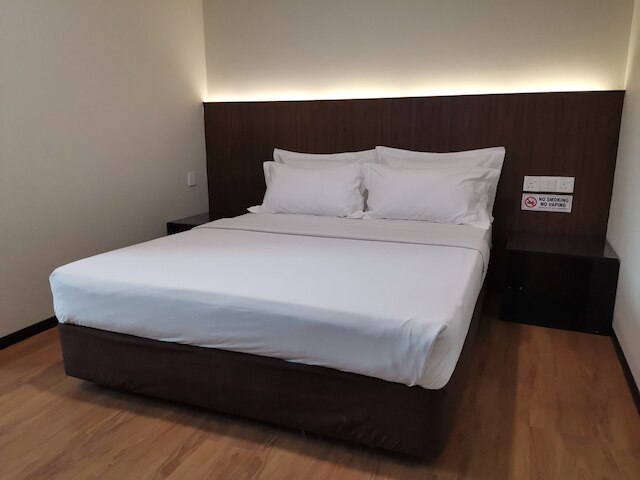 ホテル ホリデイ