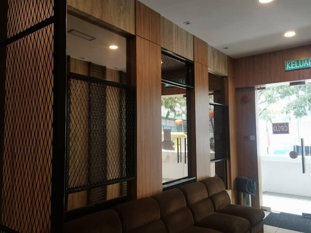 ホテル ホリデイ