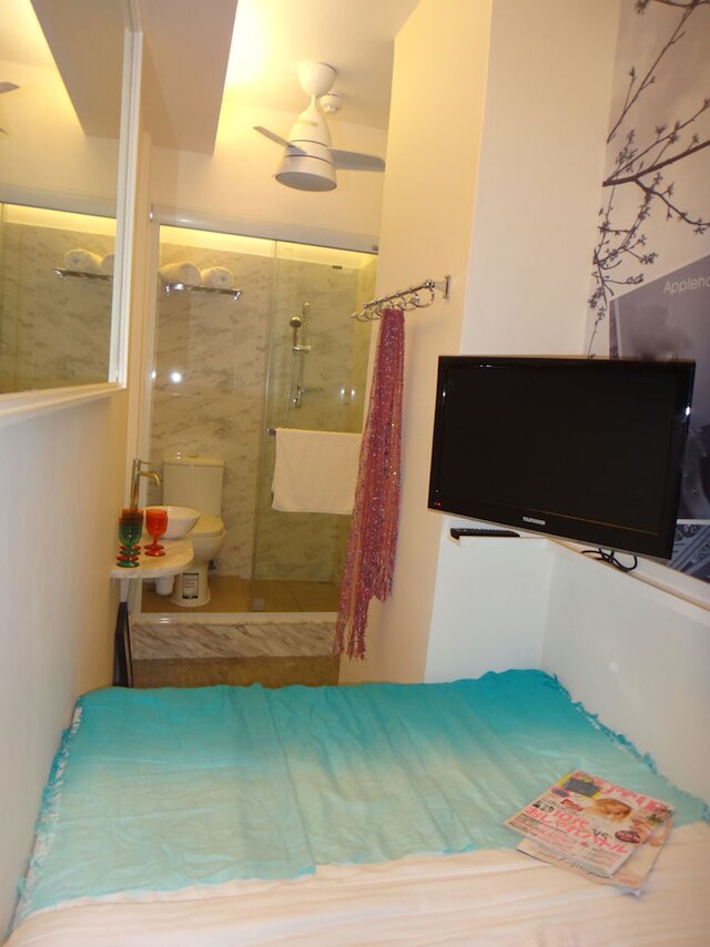 アップル イン (コーズウェイ ベイ) (苹果酒店 (銅鑼湾))