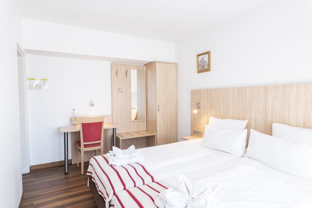 ホテル アストリア