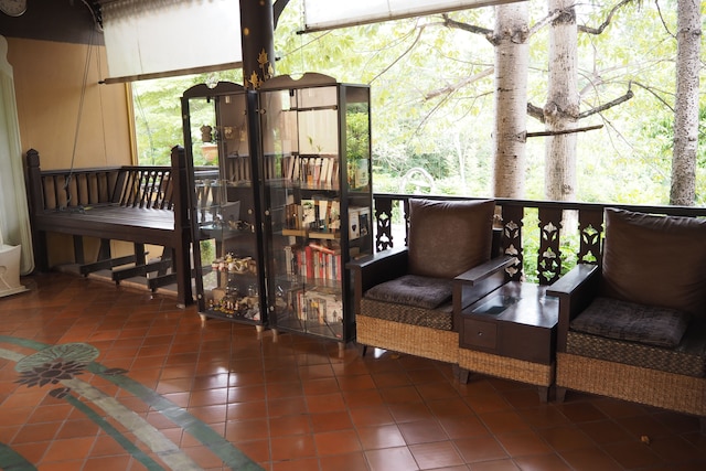 ヴィラ トンブラ