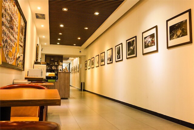 ペキングニ フォトグラフィー テーマ ホテル (北京未名视界摄影主题酒店)