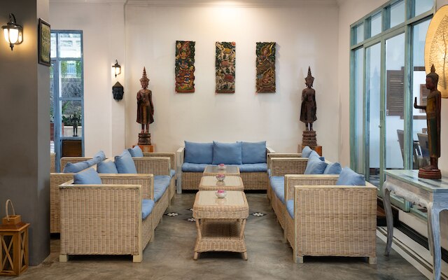 ザ コミュニティ - シェムリアップ