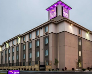 スリープ イン & スイーツ アンド カンファレンス センター ダウンタウン