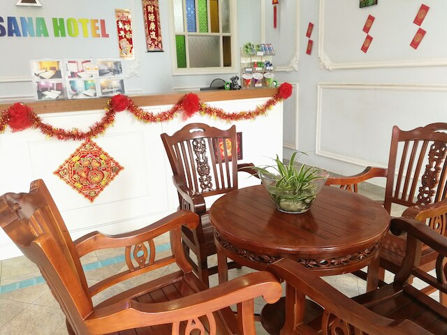 アンサナ ホテル