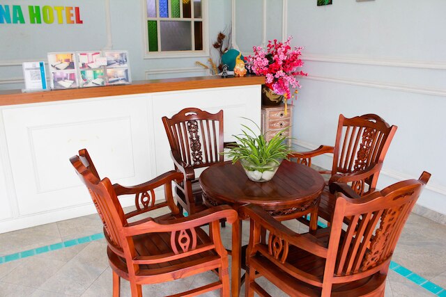 アンサナ ホテル