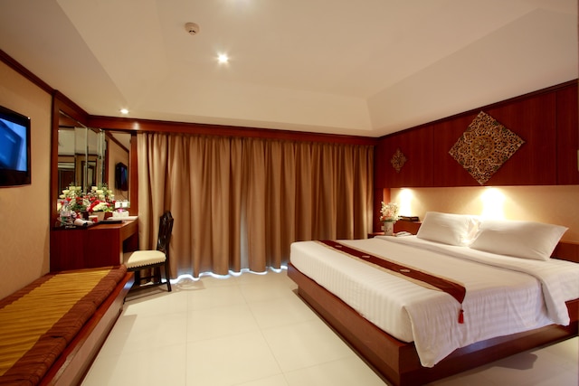 ラヤブリホテルパトン