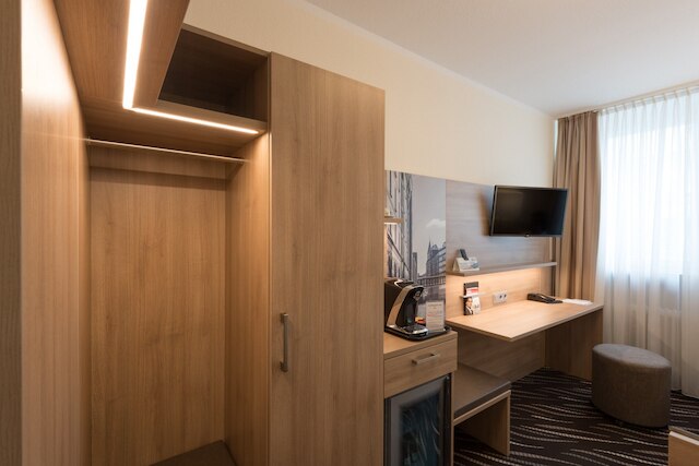 ヘイコテル - ホテル シュタットパルク レジデンツ