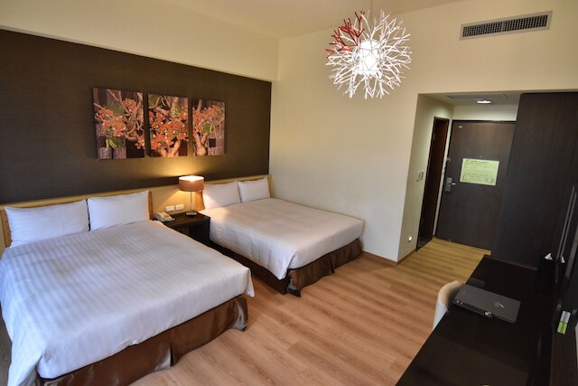 レアレア ガーデン ホテル ムーン (力麗哲園月潭館)