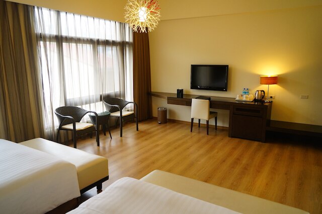 レアレア ガーデン ホテル ムーン (力麗哲園月潭館)