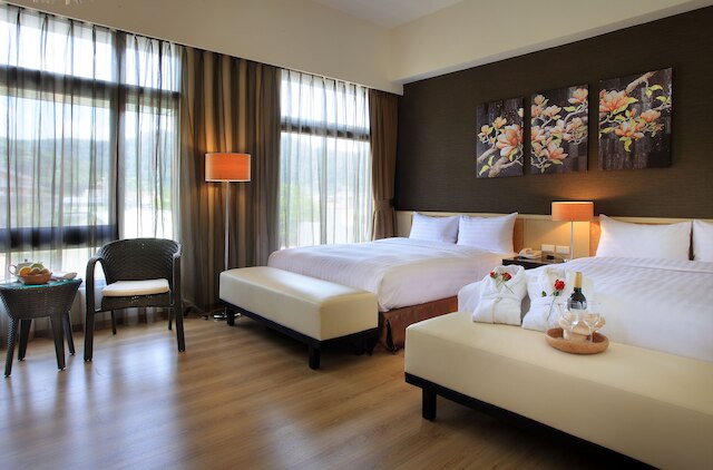 レアレア ガーデン ホテル ムーン (力麗哲園月潭館)