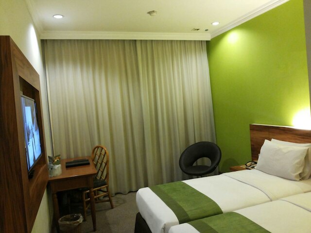 グランド セマラ ホテル