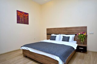 サンデー アパート ホテル