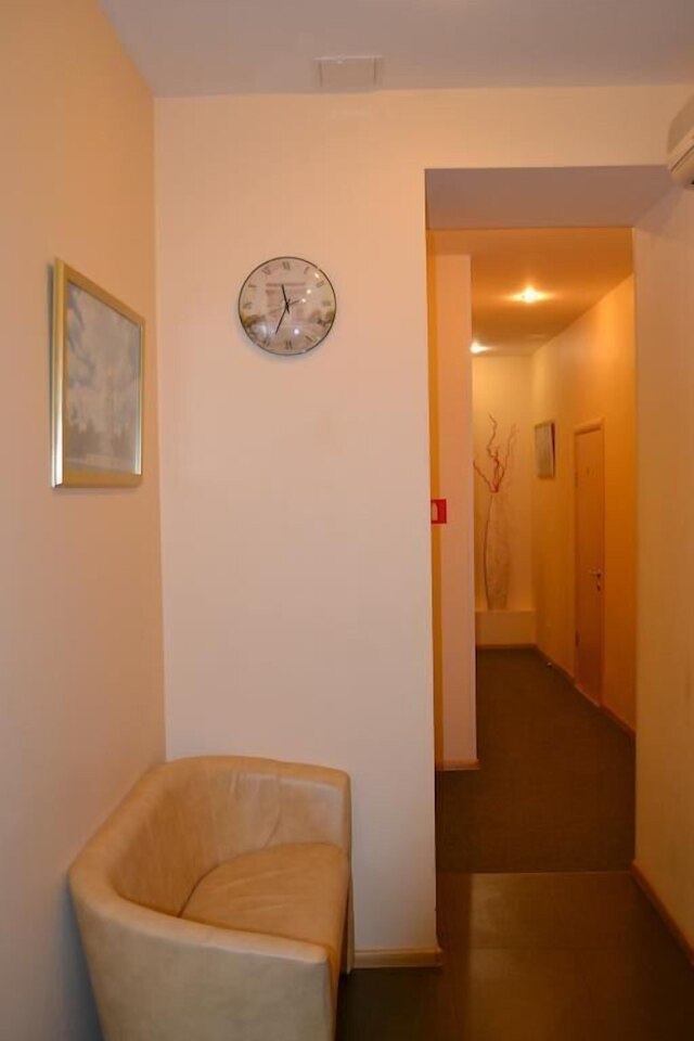 サンデー アパート ホテル