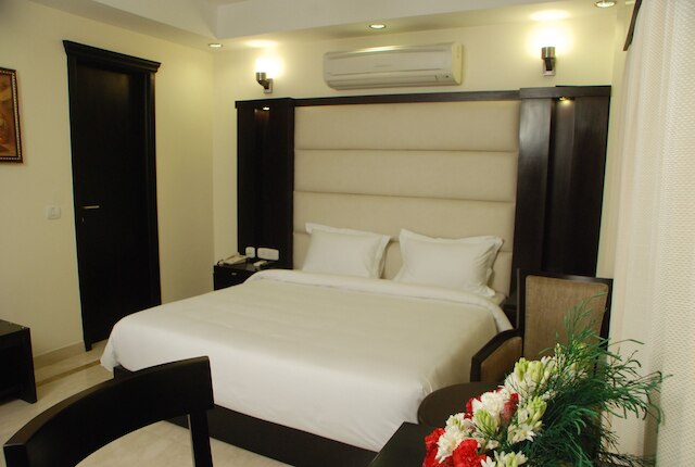 ホテル メリディアン プラザ