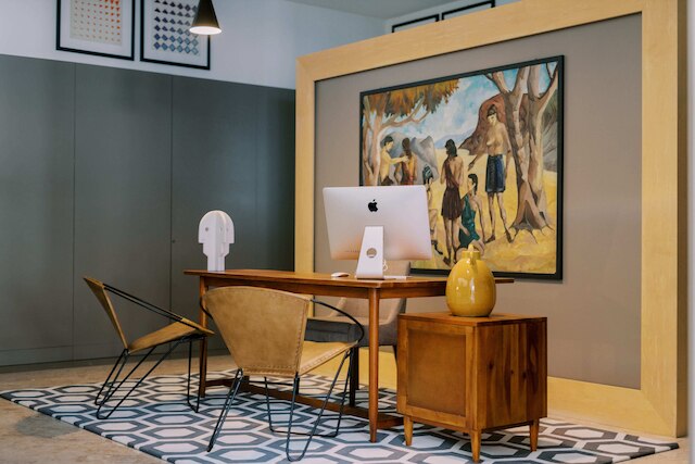 ザ エディトリー アーティスト バイシャ ポルト ホテル