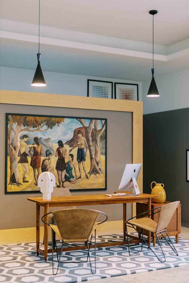 ザ エディトリー アーティスト バイシャ ポルト ホテル