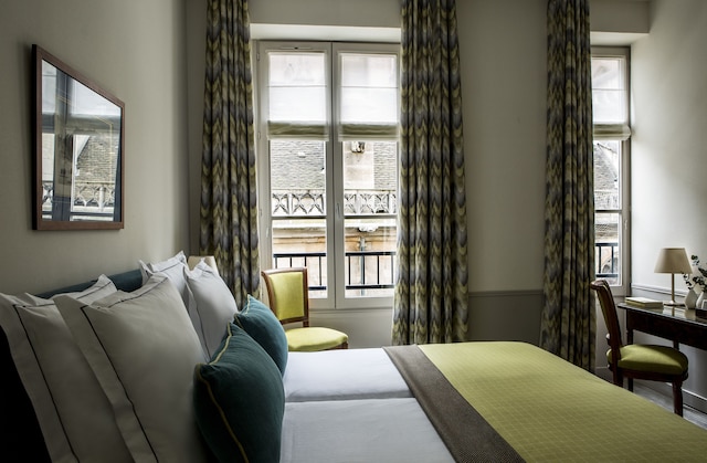 オテル ドゥ ラ プラース デュ ルーヴル