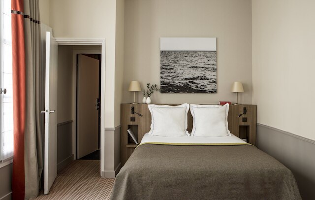 オテル ドゥ ラ プラース デュ ルーヴル