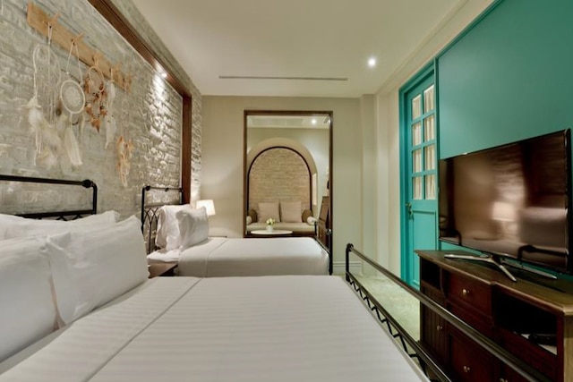 テムズ バレー カオ ヤイ