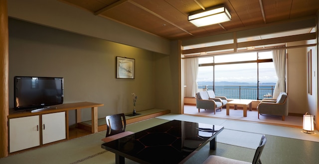 ホテル ニュー アワジ