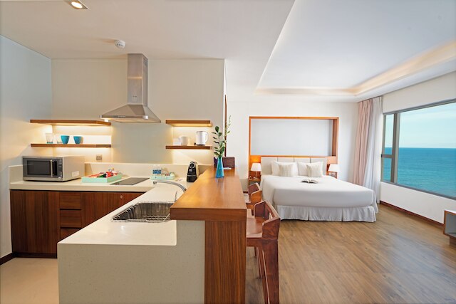 ア ラ カルテ ダ ナン ビーチ