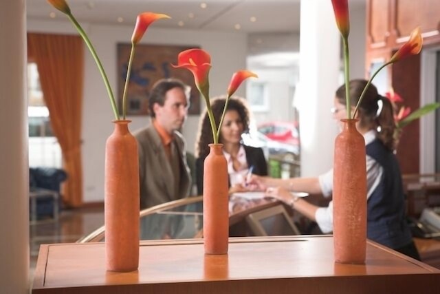 ホテル アレクサンダー アム ツォー