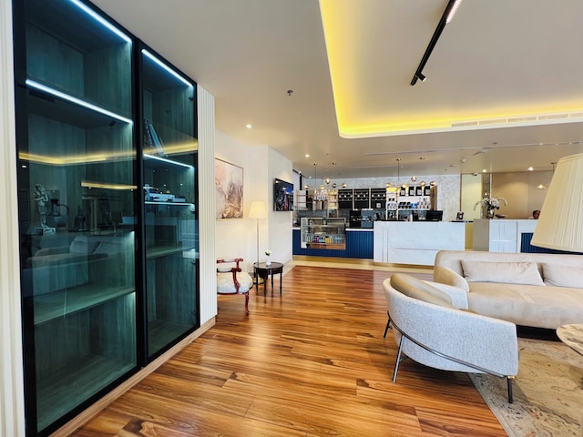 バイティ ホテル アパートメンツ