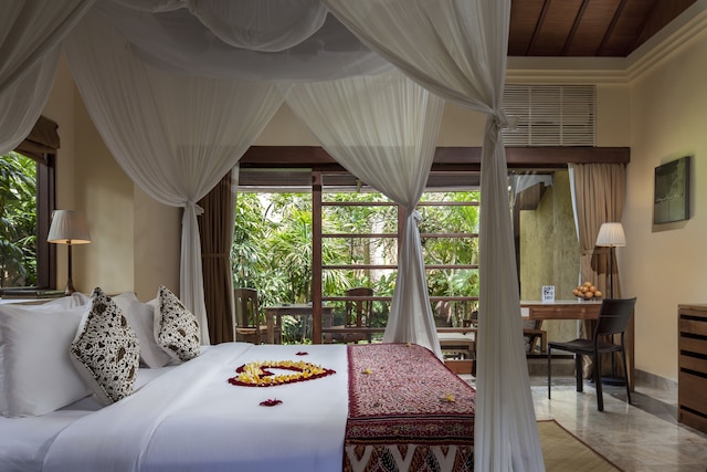 コマネカ・アット・モンキーフォレスト