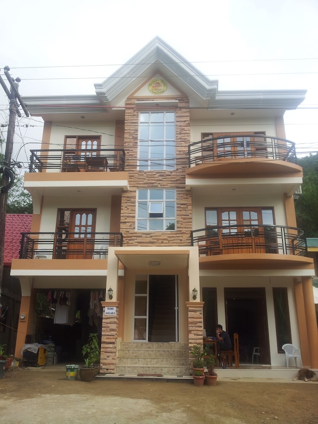 ブエナズ ヘイブン トラベロッジ