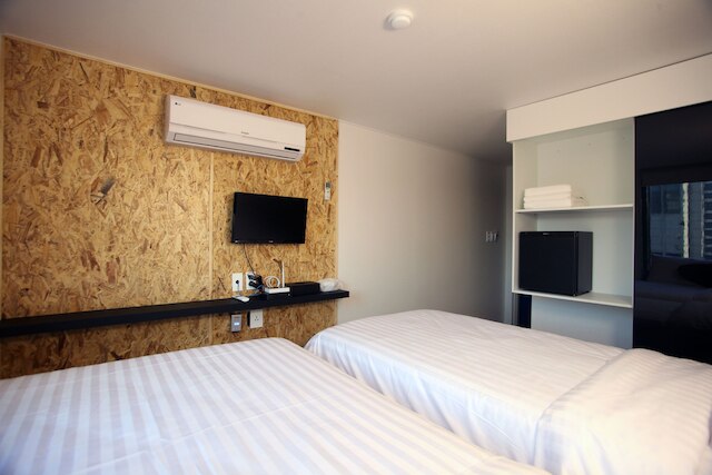 KSTAR メトロ ホテル