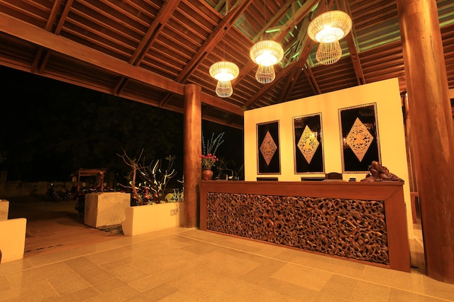 ズフリティ ホテル