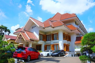 ソフヤン ホテル カット ムティア