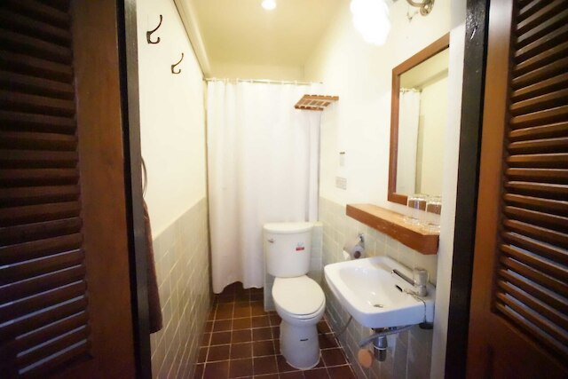 ラスティック ゲストハウス