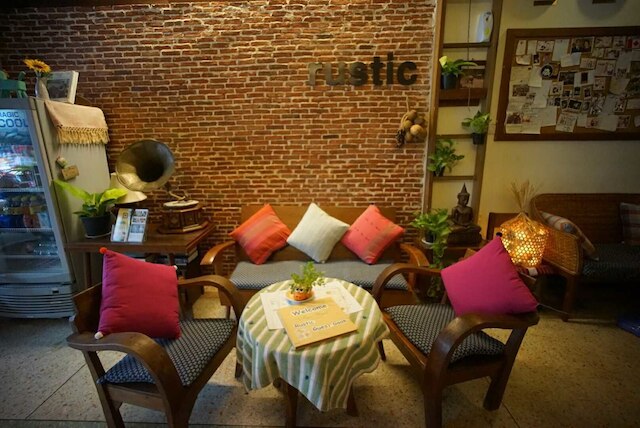 ラスティック ゲストハウス