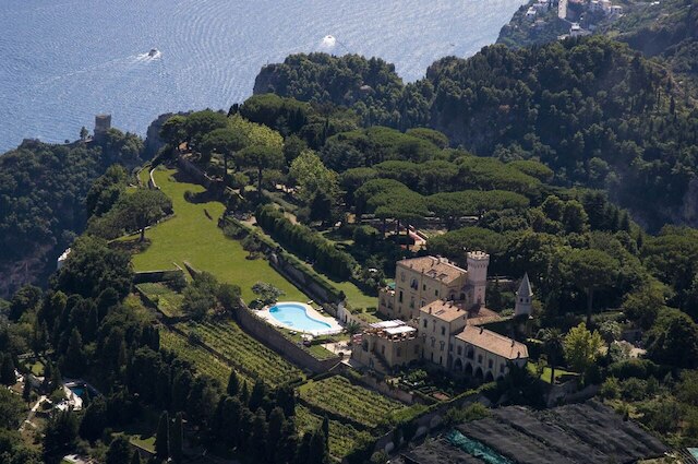 ヴィッラ チンブローネ