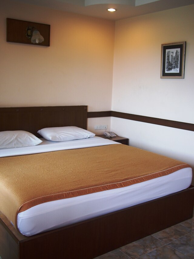 ナヴィンマンション 3