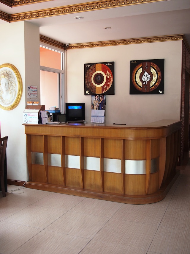 ナヴィンマンション 3