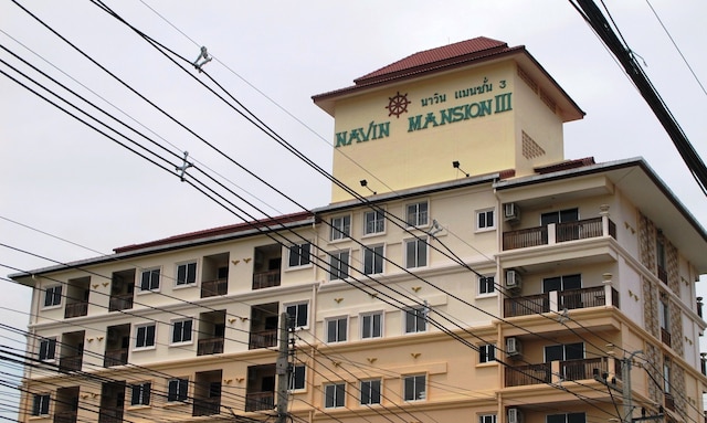 ナヴィンマンション 3