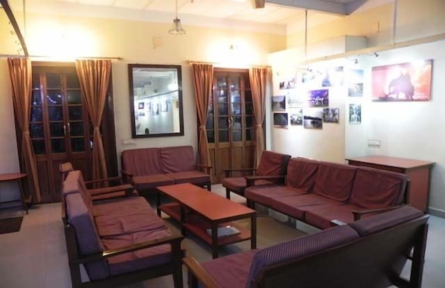 サンフラワー ゲストハウス