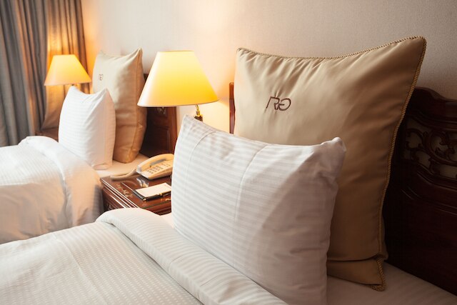 リッチ ガーデン ホテル (利嘉宾馆)