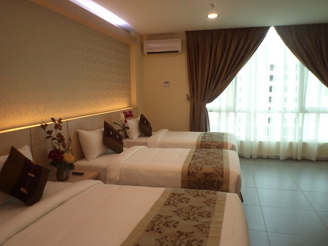 ミッドシティ ホテル メラカ