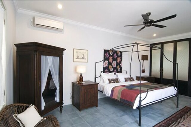 ブラウン フェザー ホテル