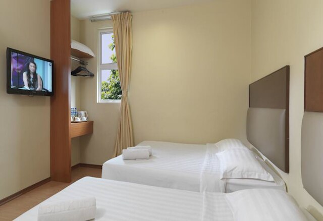 フェニックス イン