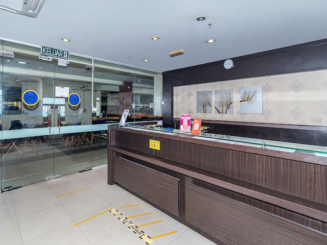 スーパー  OYO 89847 スイィッツ パラダイス  ホテル