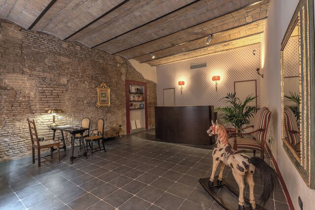 ハイスイートローマ