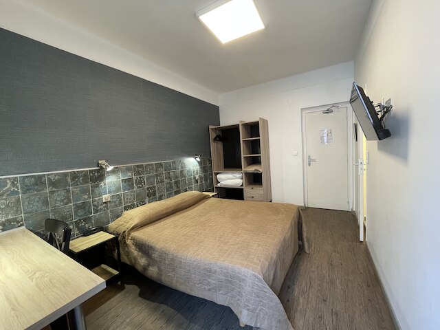 オテル ミストラル コメディー サン ロシュ