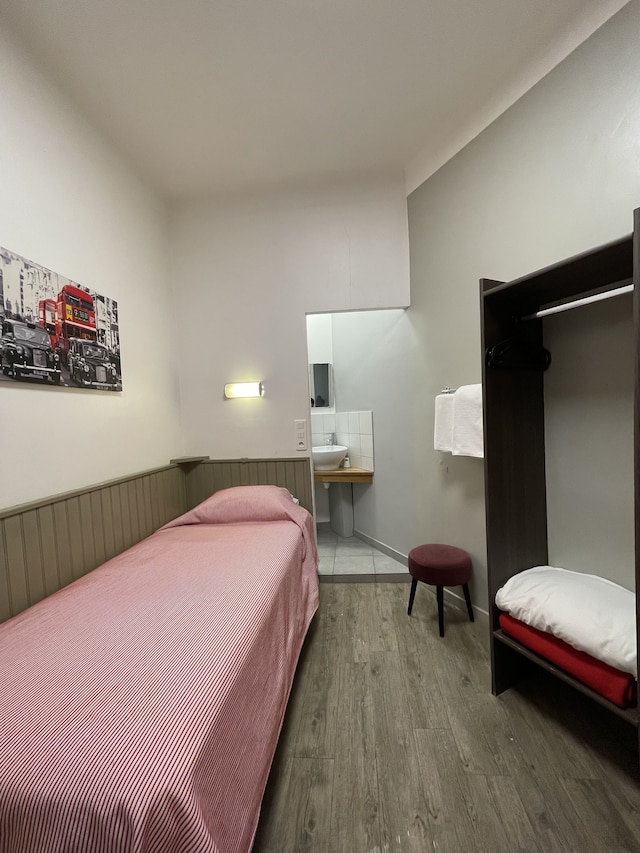 オテル ミストラル コメディー サン ロシュ